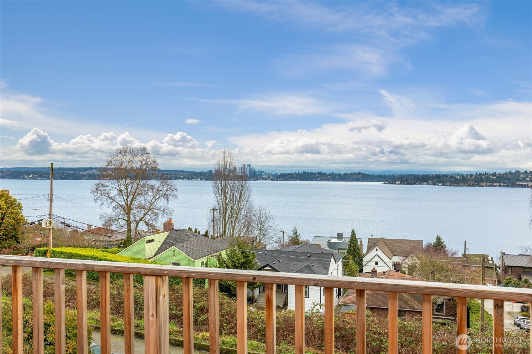 913 Lake Washington Boulevard