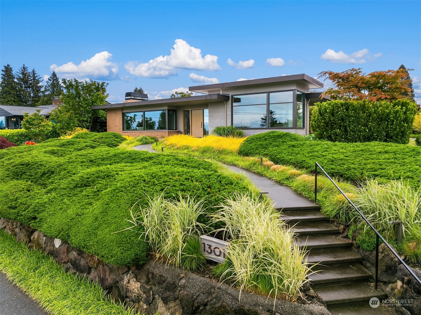 1301 Bridgeview Drive