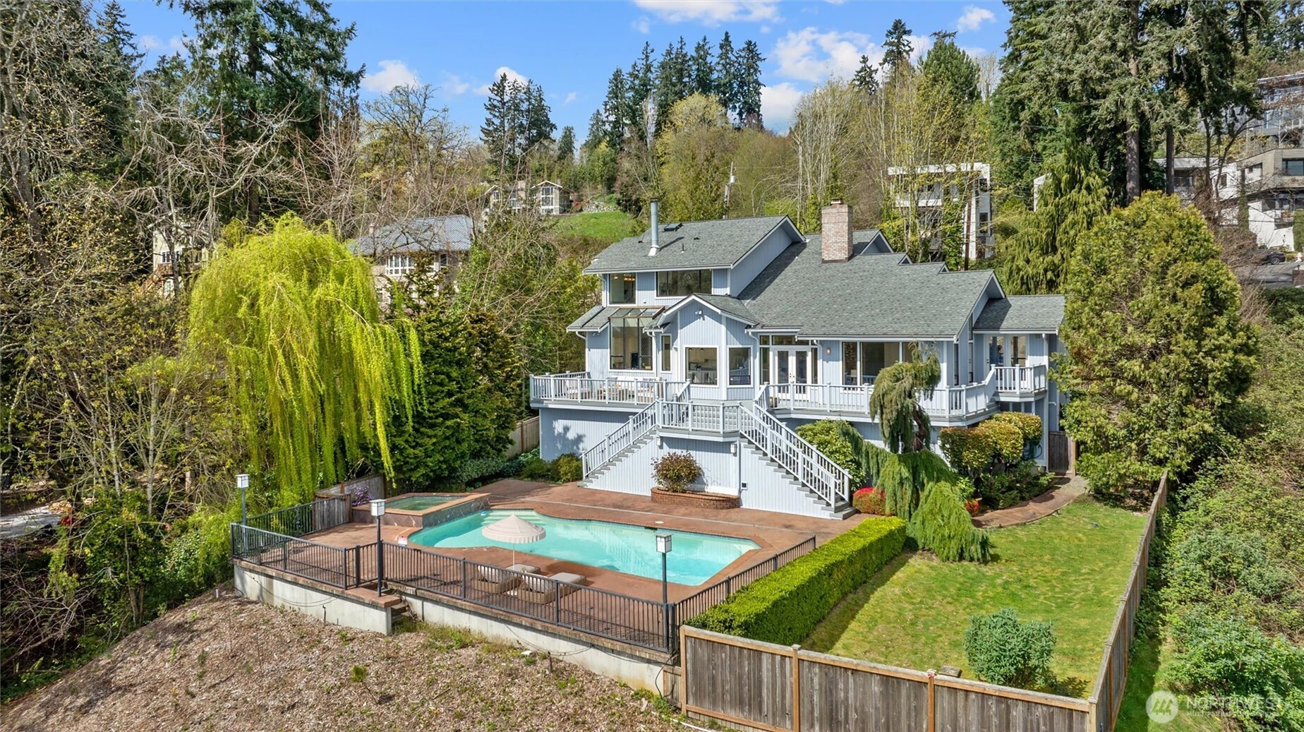 8825 NE 116th Place