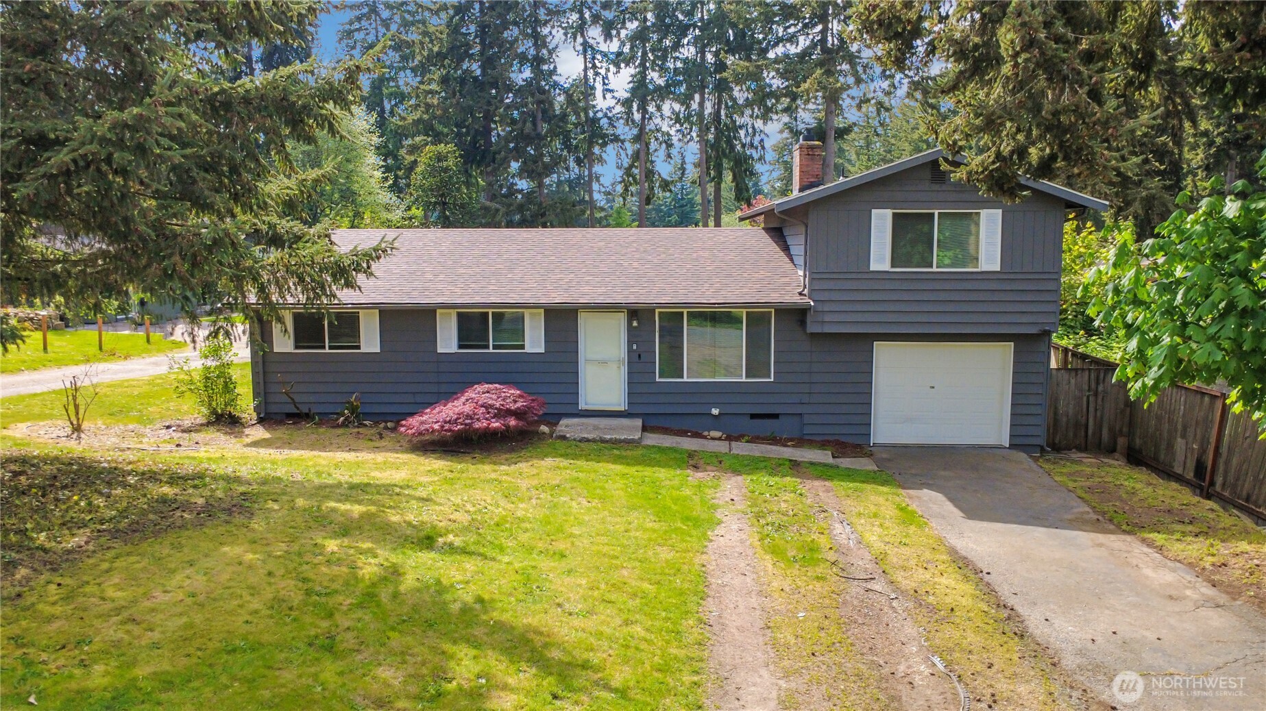 2914 Forest Rim Court