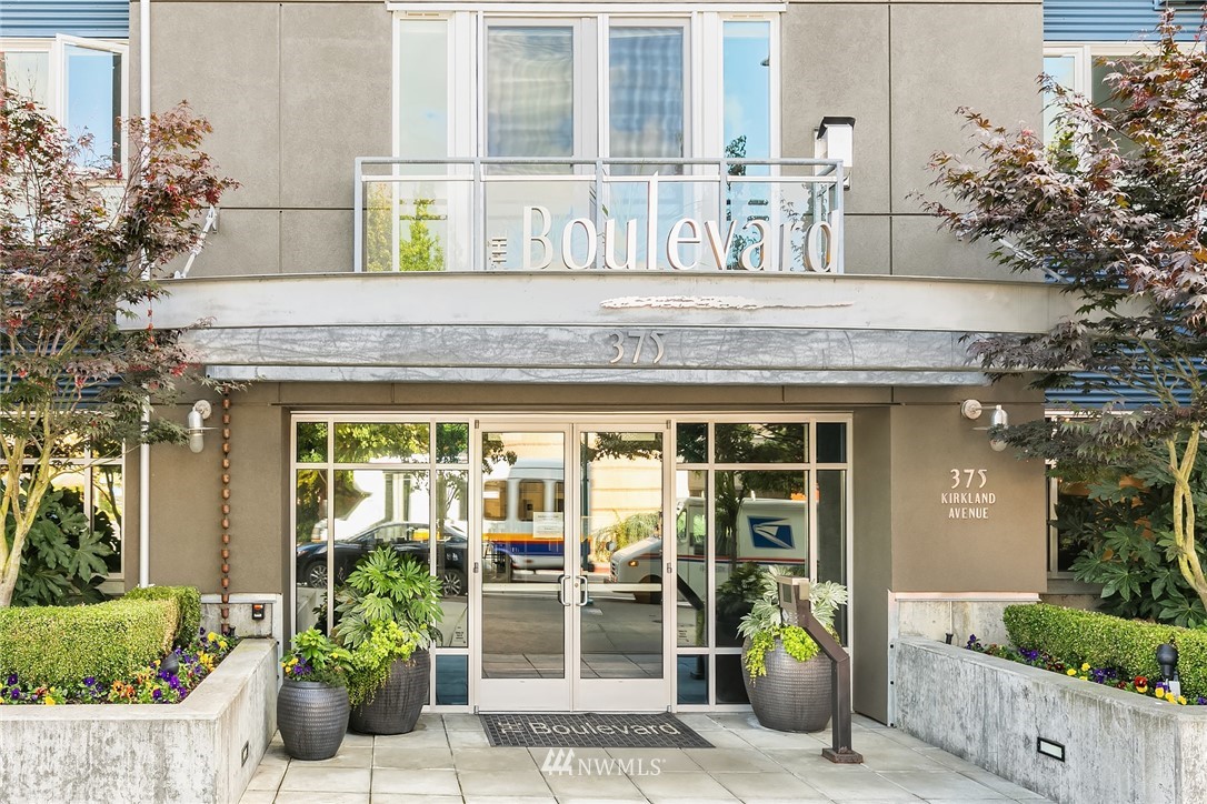 375 Kirkland Avenue